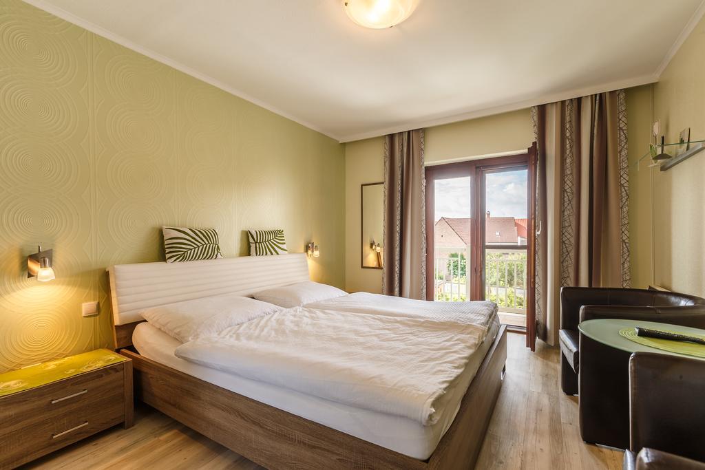 Gaestehaus - Doris - Wenzl Mörbisch am See Exteriör bild